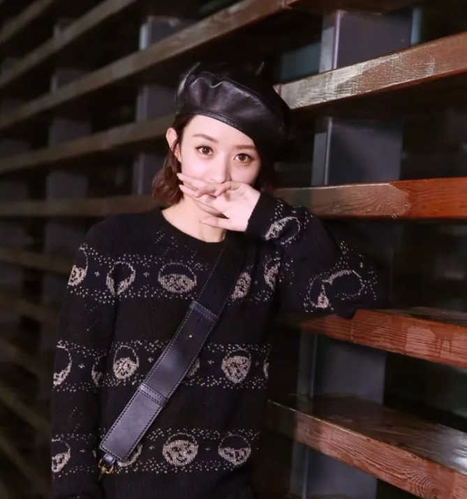 今年秋冬最chic！原來短發和帽子這么配啊！