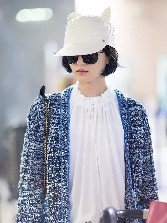 今年秋冬最chic！原來短發和帽子這么配?。? border=