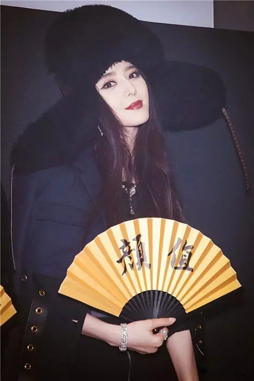 冬天帽子與發型怎么搭？保持不亂有絕招