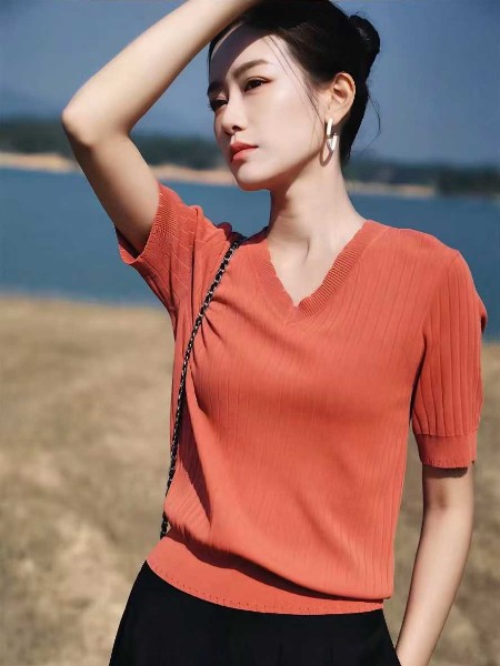 Dins底色女裝品牌新品